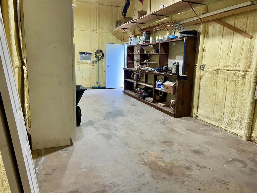 Photo 33 — 101 Rowsey, Elk City, OK 73644
