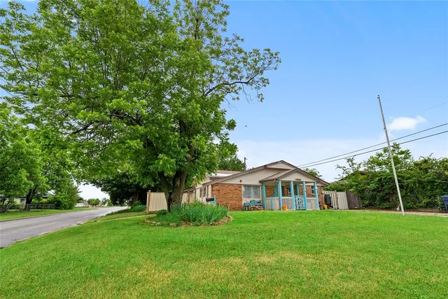 Photo 3 — 5505 S Villa Avenue, Oklahoma City, OK 73119