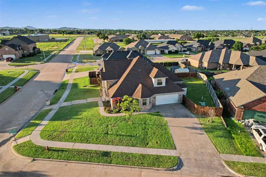 Front exterior — 1504 SW Brentwood Boulevard, Lawton, OK 73505