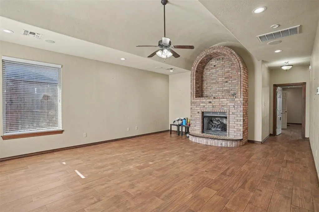 Photo 6 — 1504 SW Brentwood Boulevard, Lawton, OK 73505