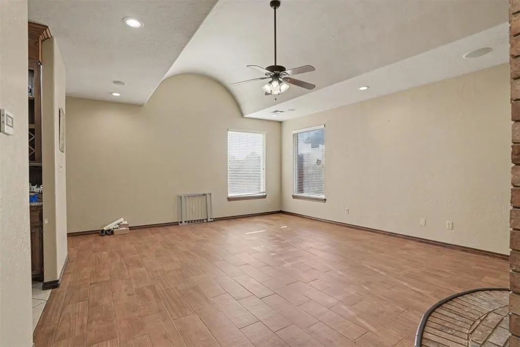 Photo 10 — 1504 SW Brentwood Boulevard, Lawton, OK 73505