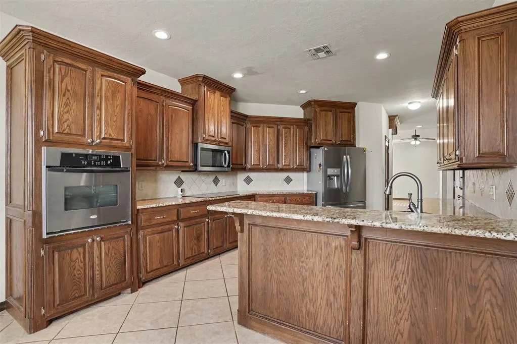 Photo 12 — 1504 SW Brentwood Boulevard, Lawton, OK 73505