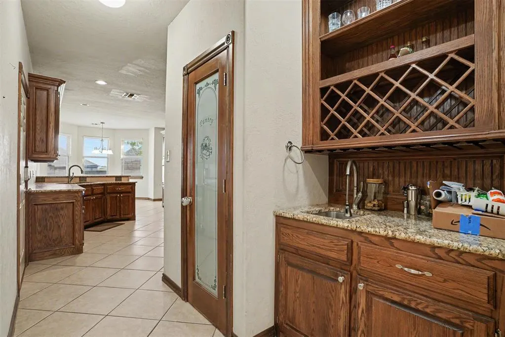 Photo 18 — 1504 SW Brentwood Boulevard, Lawton, OK 73505