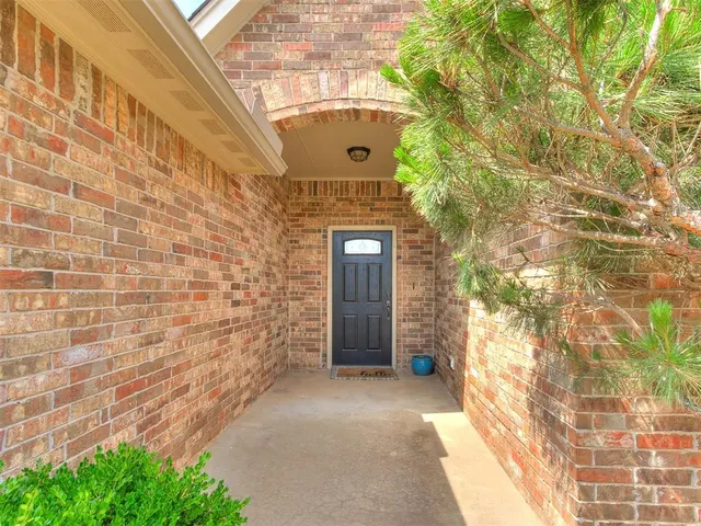Photo 7 — 4205 NE 116th Street, Oklahoma City, OK 73131