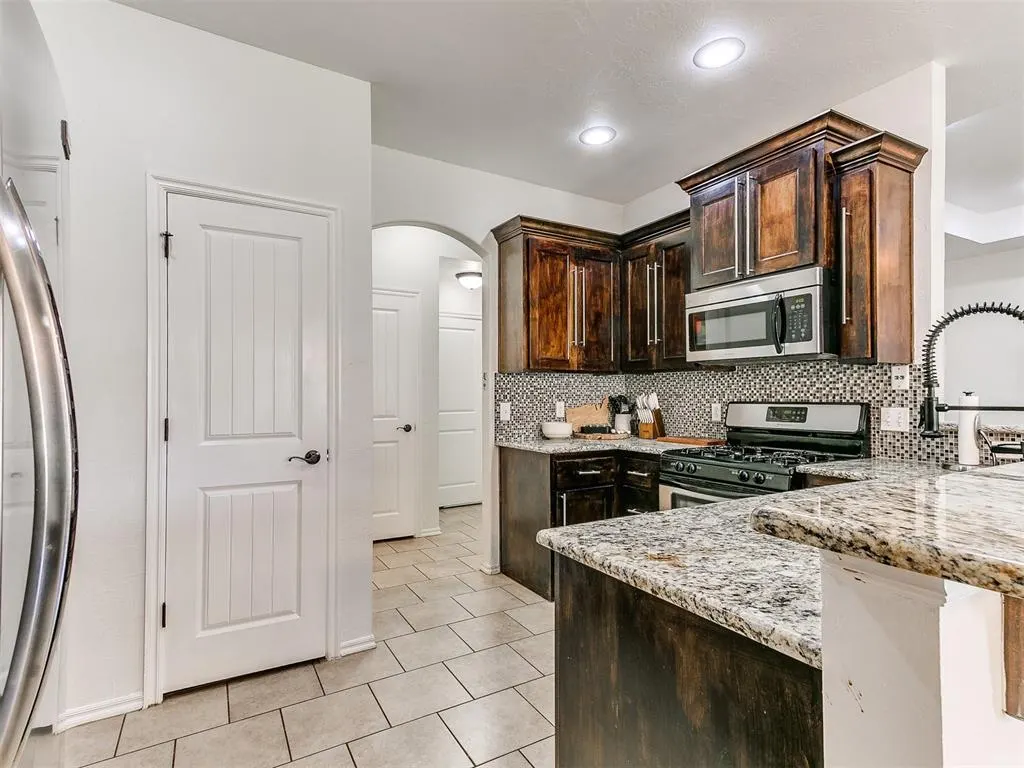 Photo 12 — 4205 NE 116th Street, Oklahoma City, OK 73131