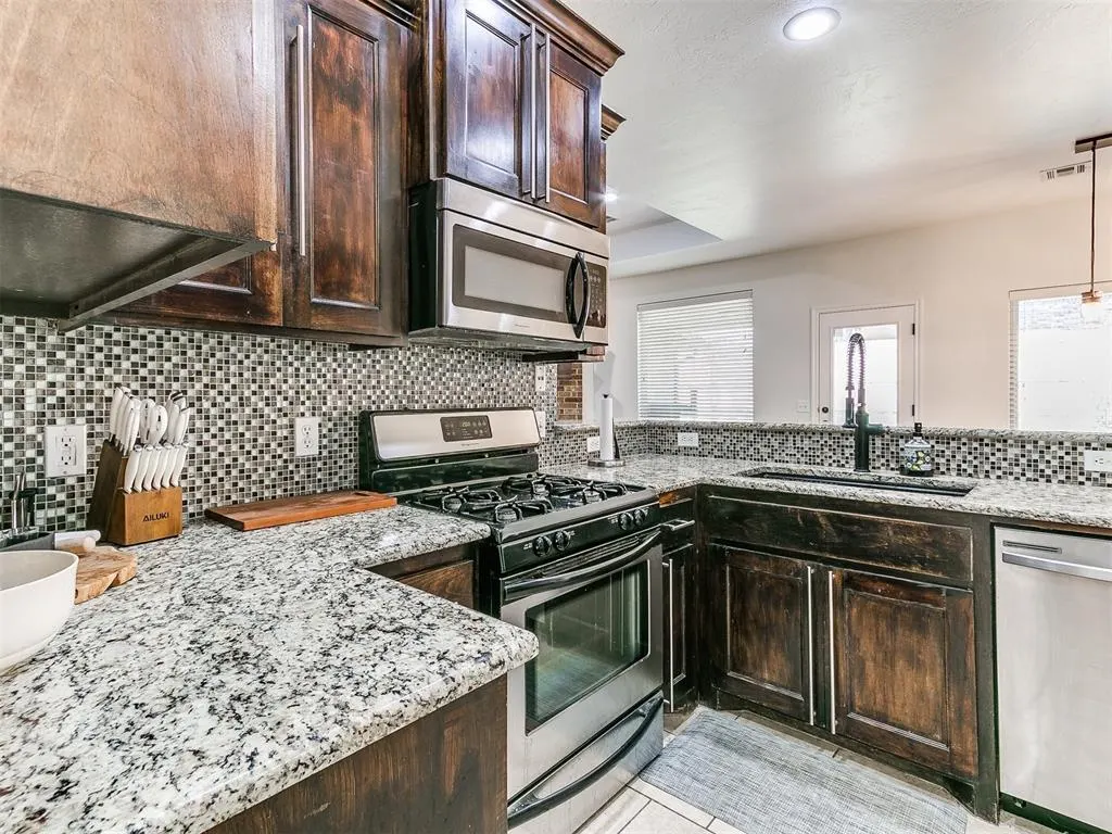 Photo 13 — 4205 NE 116th Street, Oklahoma City, OK 73131