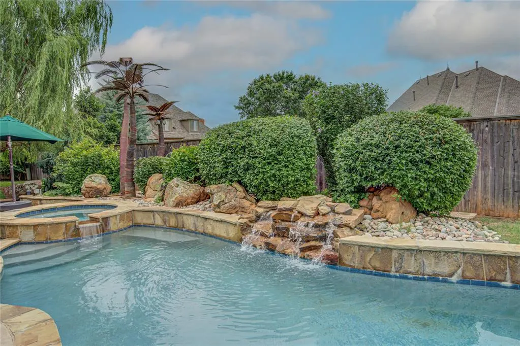 Photo 32 — 12509 St Lukes Lane, Oklahoma City, OK 73142