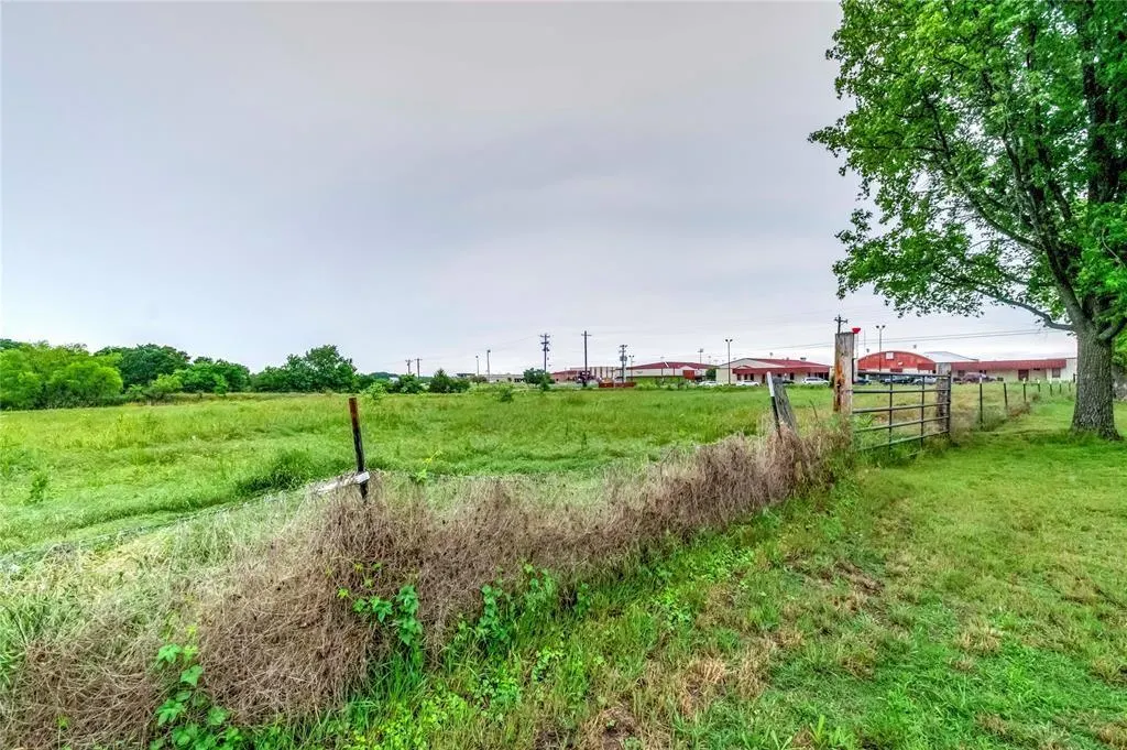 Photo 5 — 42501 Garretts Lake Road, Shawnee, OK 74804