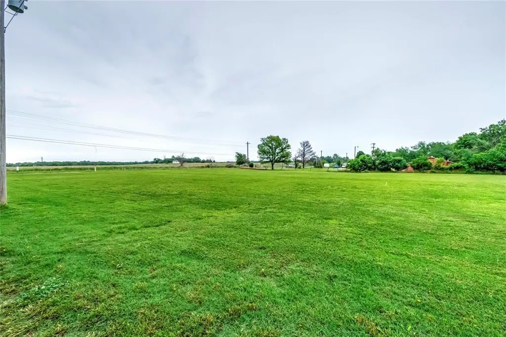 Photo 6 — 42501 Garretts Lake Road, Shawnee, OK 74804