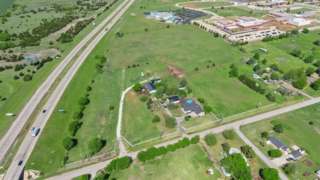 Photo 4 — 3001 S Choctaw Avenue, El Reno, OK 73036