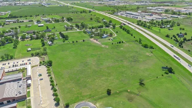 Photo 8 — 3001 S Choctaw Avenue, El Reno, OK 73036