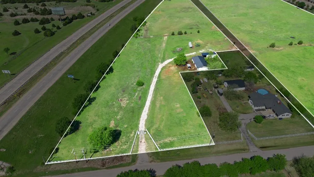 Photo 21 — 3001 S Choctaw Avenue, El Reno, OK 73036