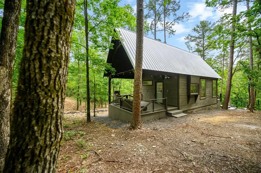 Photo 6 — 123 Sherwood Forest Lane, Broken Bow, OK 74728