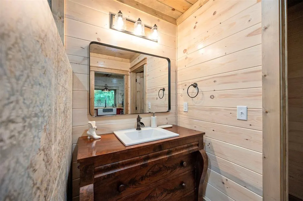 Photo 24 — 123 Sherwood Forest Lane, Broken Bow, OK 74728