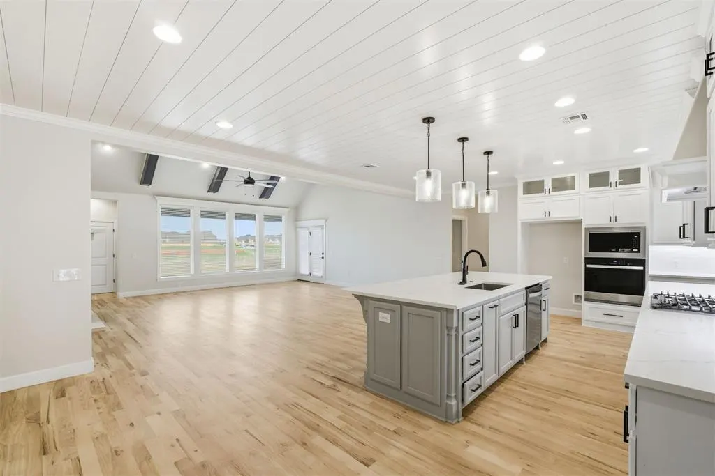 Photo 8 — 10717 NW 154th Street, Oklahoma City, OK 73078