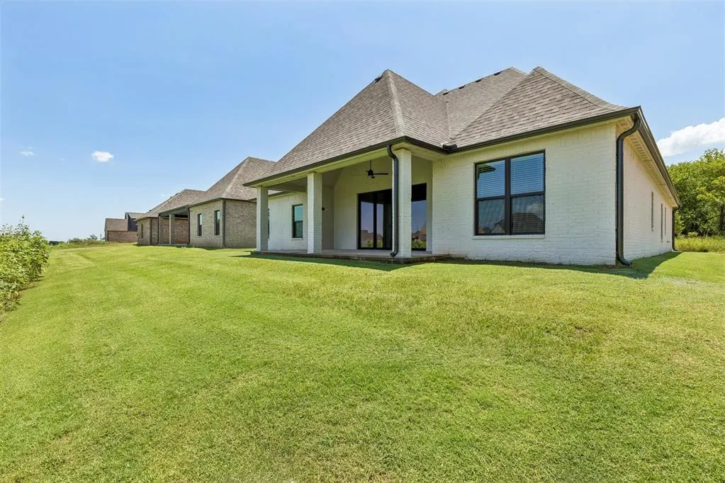 Photo 43 — 10721 NW 154th Street, Oklahoma City, OK 73078