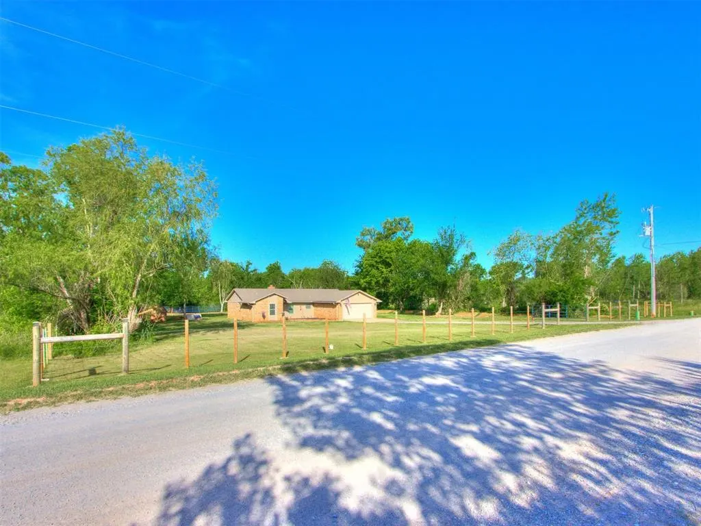 Photo 4 — 16861 Winding Creek Drive, Newalla, OK 74857