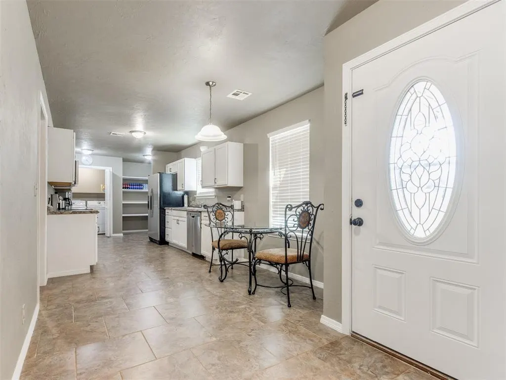 Photo 8 — 16861 Winding Creek Drive, Newalla, OK 74857