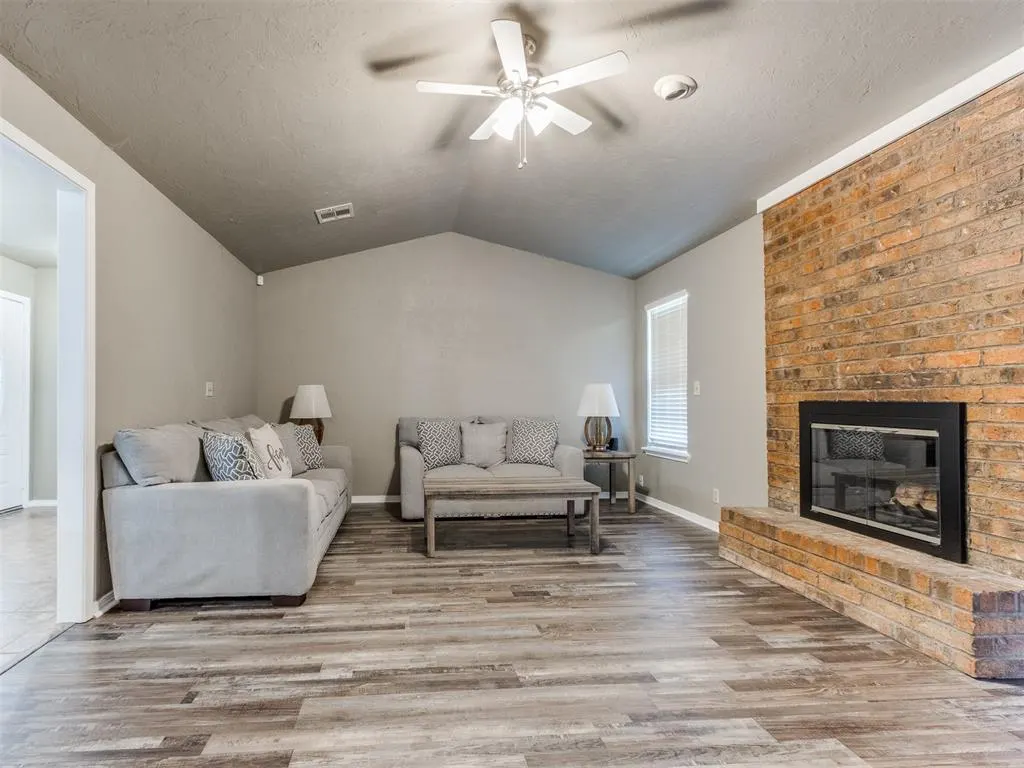 Photo 9 — 16861 Winding Creek Drive, Newalla, OK 74857