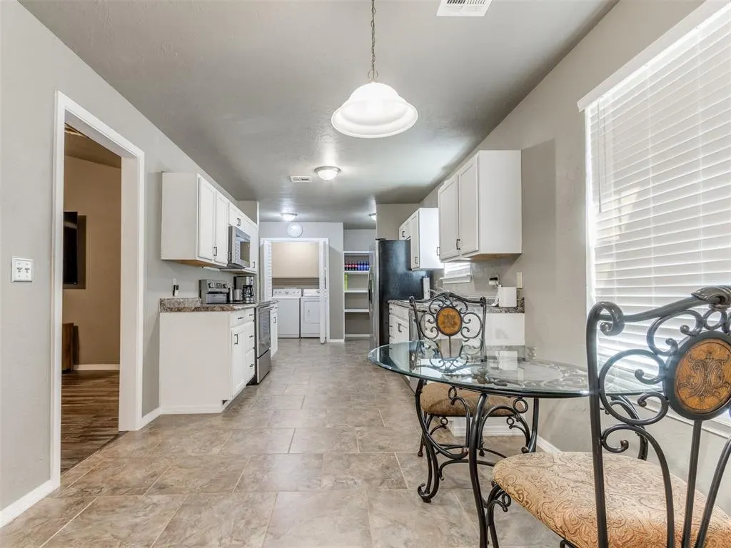 Photo 13 — 16861 Winding Creek Drive, Newalla, OK 74857