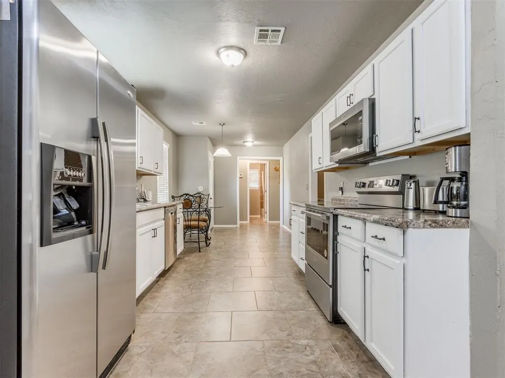 Photo 16 — 16861 Winding Creek Drive, Newalla, OK 74857