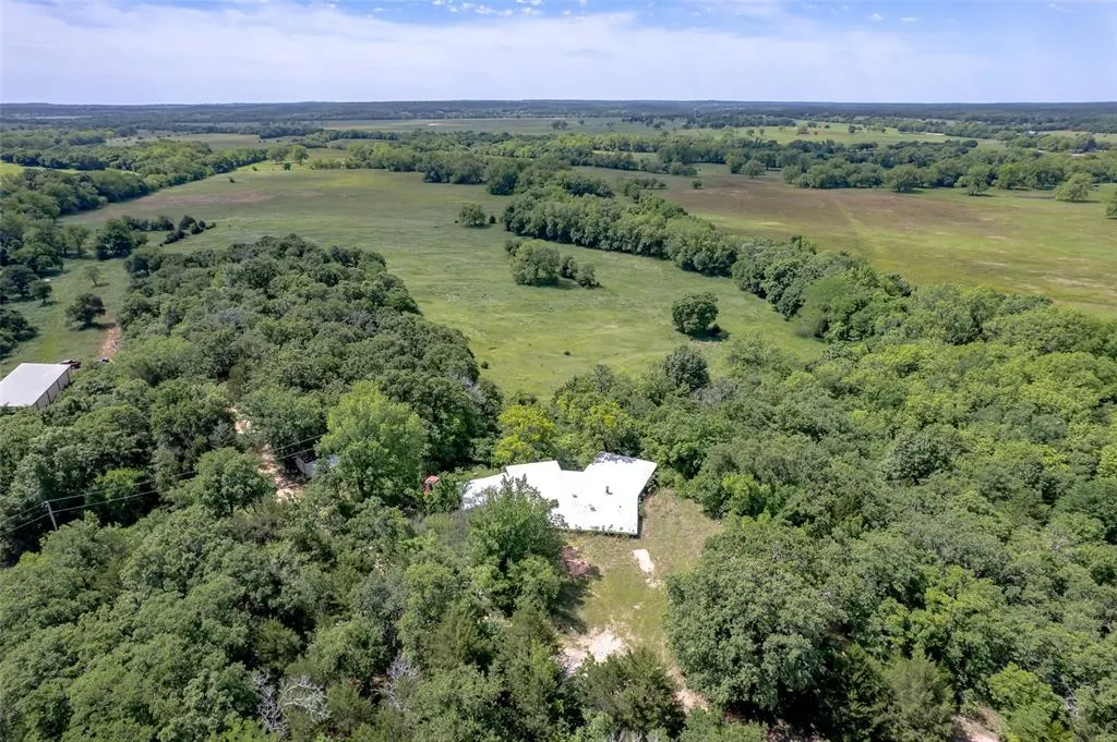 Photo 8 — 32547 Rattlesnake Hill Road, Macomb, OK 74852