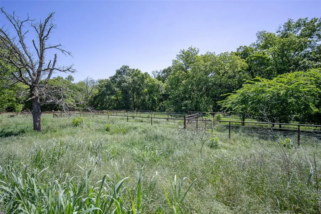 Photo 24 — 32547 Rattlesnake Hill Road, Macomb, OK 74852