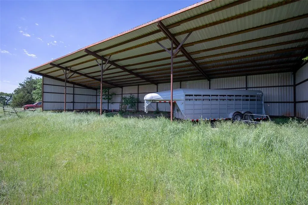 Photo 26 — 32547 Rattlesnake Hill Road, Macomb, OK 74852
