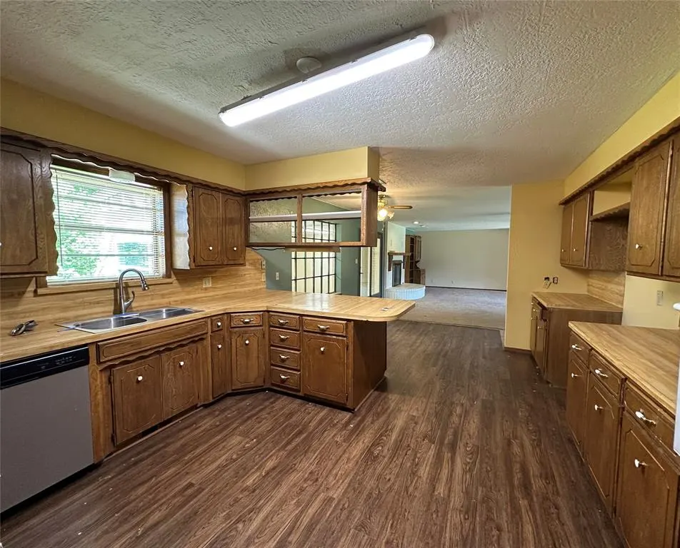 Photo 9 — 27 Independence Drive, Elk City, OK 73644