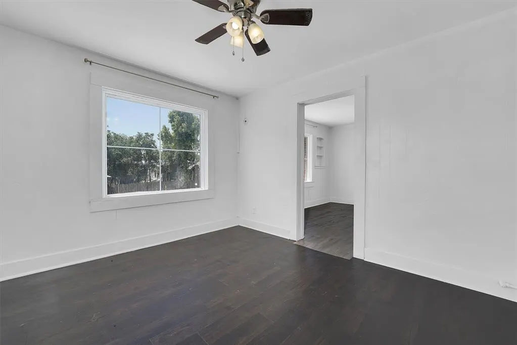 Photo 17 — 815 Hayes Avenue, Clinton, OK 73601