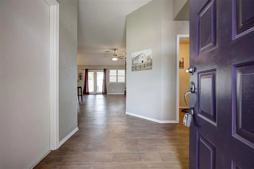Photo 5 — 1001 Glacier Lane, Edmond, OK 73003