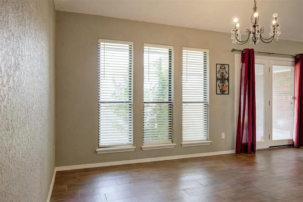 Photo 13 — 1001 Glacier Lane, Edmond, OK 73003