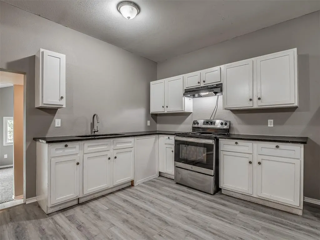 Photo 19 — 6825 NW 30th Street, Bethany, OK 73008