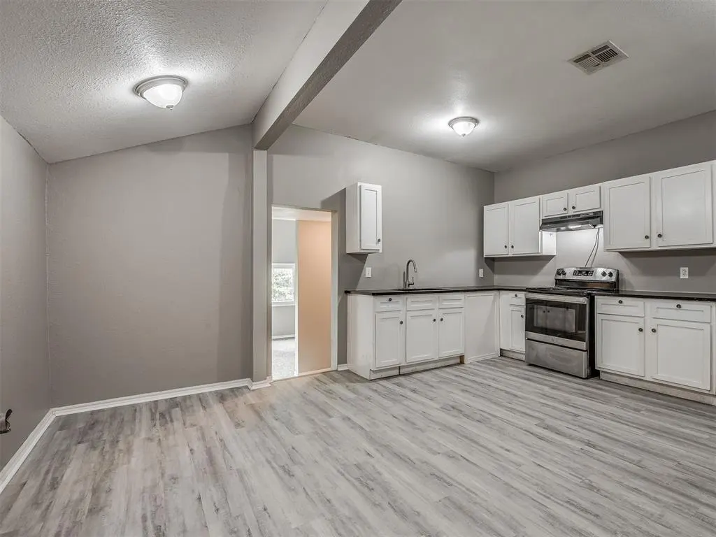 Photo 25 — 6825 NW 30th Street, Bethany, OK 73008