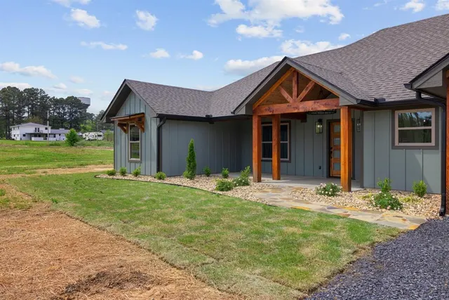 Front exterior — 3155 E Fair Street, Idabel, OK 74745
