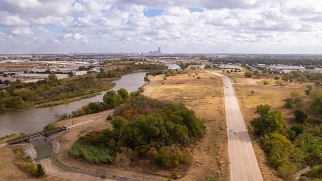 Photo 3 — 4001 SW 15th Street, Oklahoma City, OK 73108