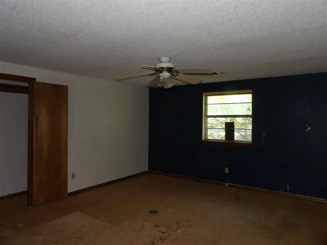 Photo 7 — 8317 NW 27th Street, Bethany, OK 73008