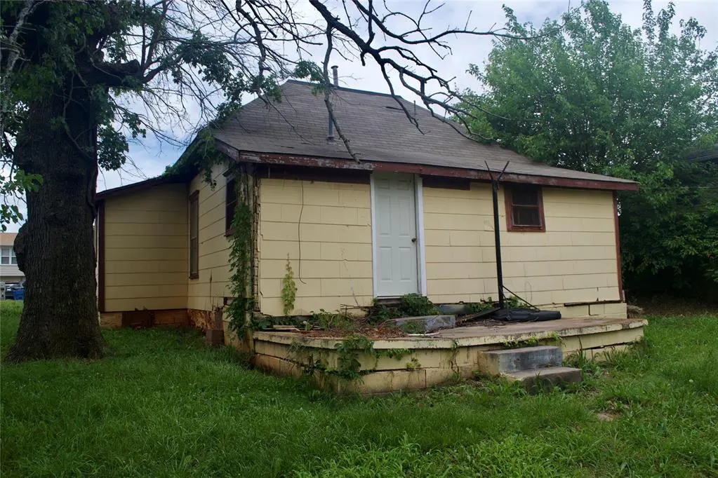 Photo 12 — 1014 S Dewey Avenue, Chandler, OK 74834