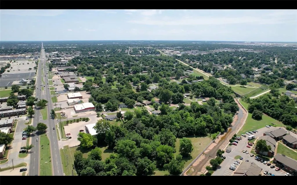 Photo 4 — 6200 E Reno Avenue, Midwest City, OK 73110
