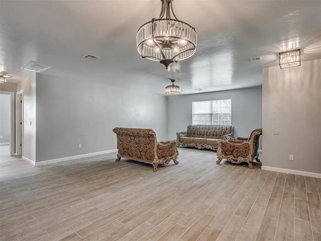 Photo 8 — 4100 S Noma Road, Oklahoma City, OK 73150