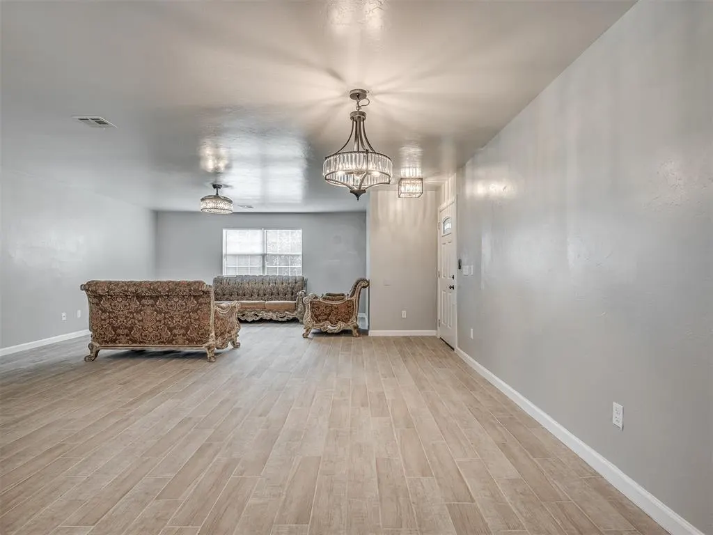 Photo 12 — 4100 S Noma Road, Oklahoma City, OK 73150