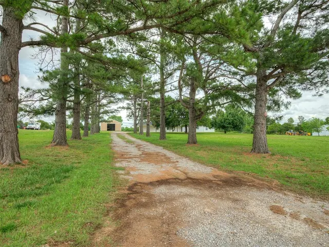 Photo 4 — 4100 S Noma Road, Oklahoma City, OK 73150