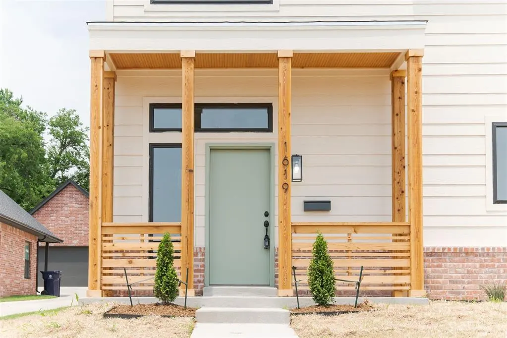 Photo 4 — 1619 NE 9th Street, Oklahoma City, OK 73117