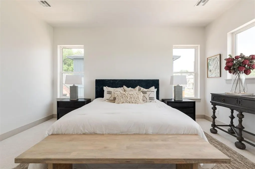 Photo 39 — 1619 NE 9th Street, Oklahoma City, OK 73117
