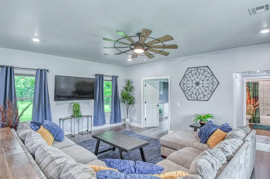 Photo 12 — 14715 NE 50th Street, Choctaw, OK 73020