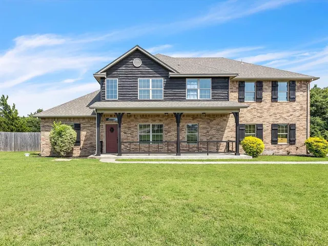 Photo 2 — 10740 Starboard Way, Edmond, OK 73025