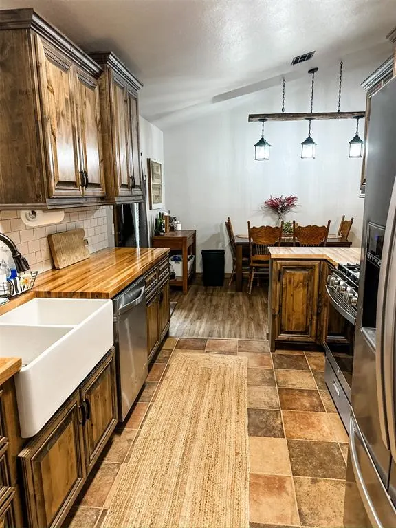 Photo 10 — 1913 Linwood Street, Weatherford, OK 73096