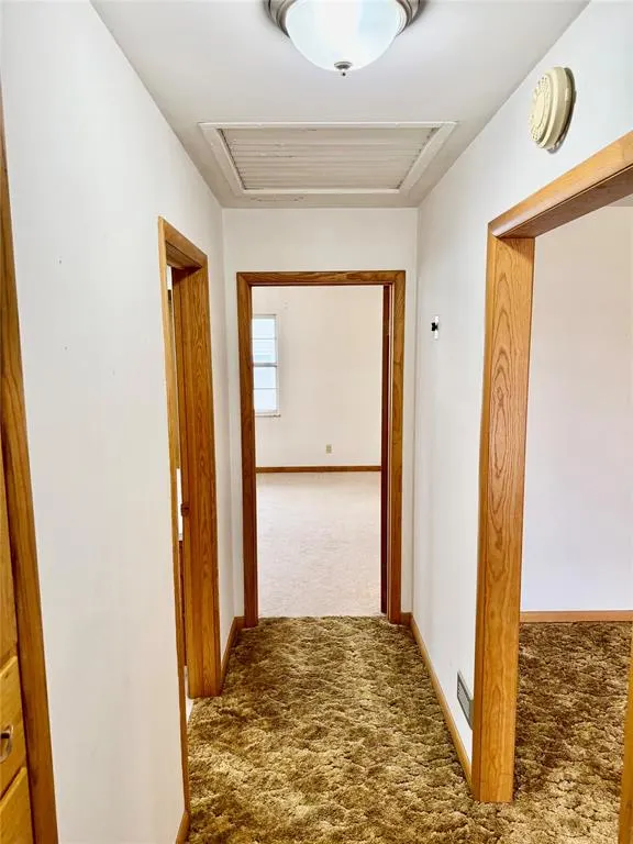 Photo 8 — 617 S 9th Street, Kingfisher, OK 73750