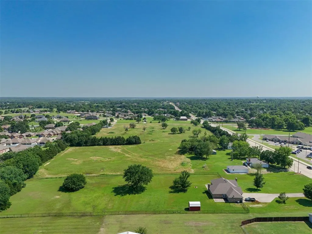 Photo 46 — 1811 N Bryan Street, Shawnee, OK 74804