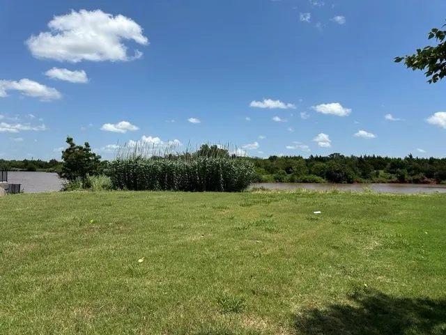 Photo 3 — 13208 Mackinac Island Drive, Oklahoma City, OK 73142